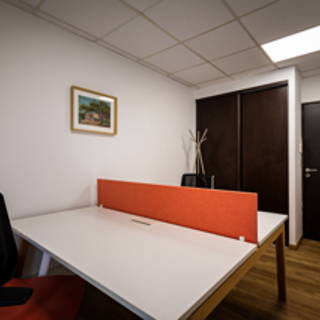 Bureau privé 10 m² 2 postes Location bureau Rue de la République Marseille 13001 - photo 2